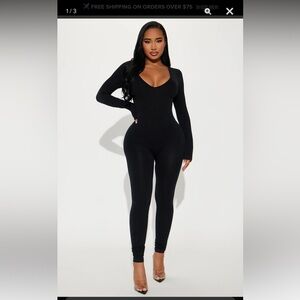 Brand New Black Fashion Nova Jump Suit size Large